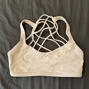 Lululemon free to be sports bra in white